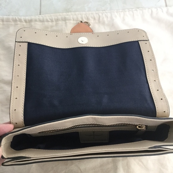 Pour La Victoire beige and tan cross-body bag. - Picture 7 of 8